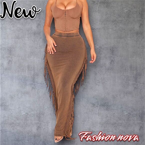 Fashion Nova Dresses & Skirts - New NWT Fashion nova Sahara Mineral Wash Maxi Skirt - Brown - Small